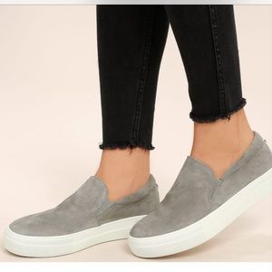 Like new Gray Slider Sneakers